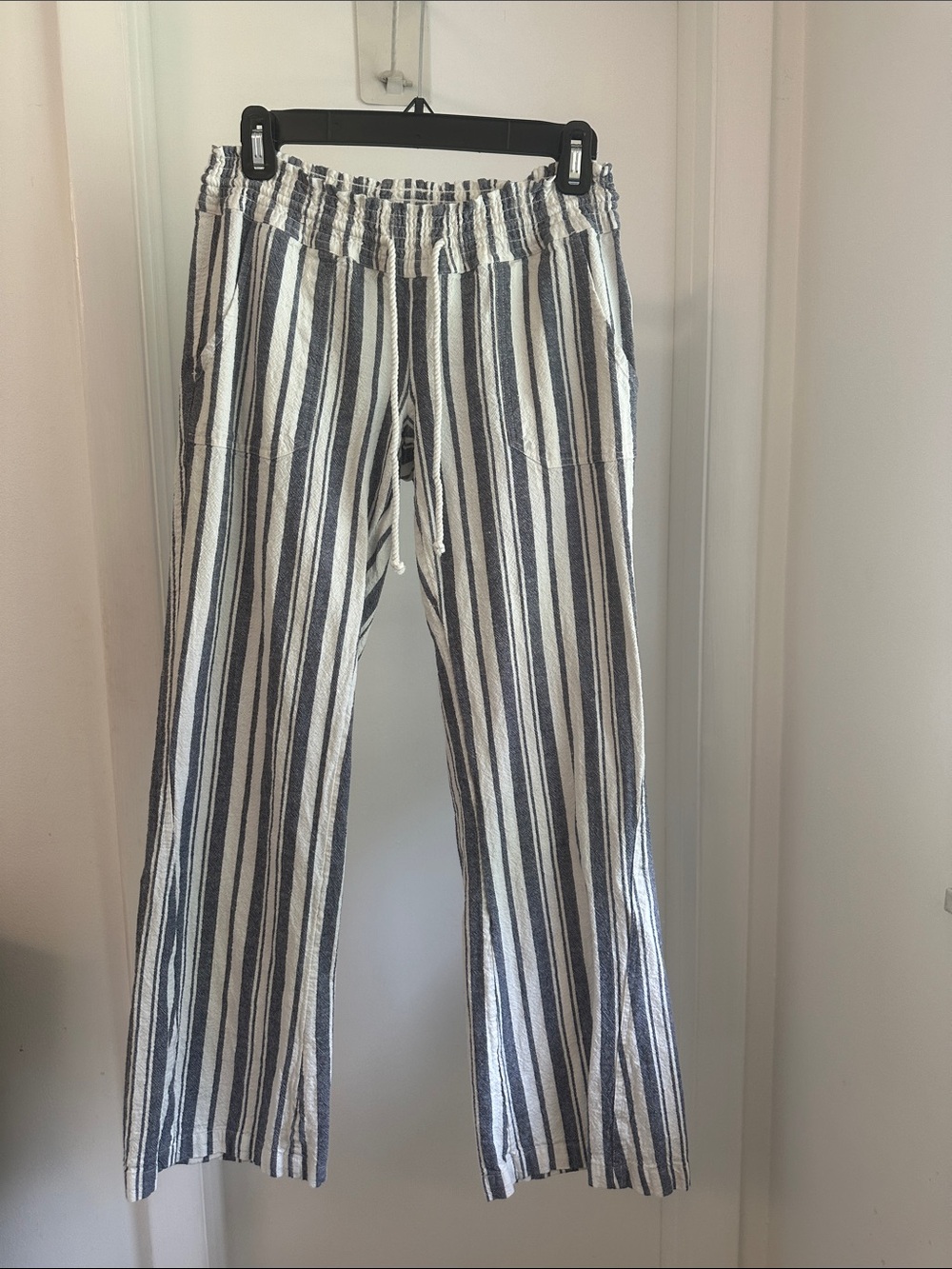 Roxy Women’s Navy and White Striped Drawstring Pants - with pockets